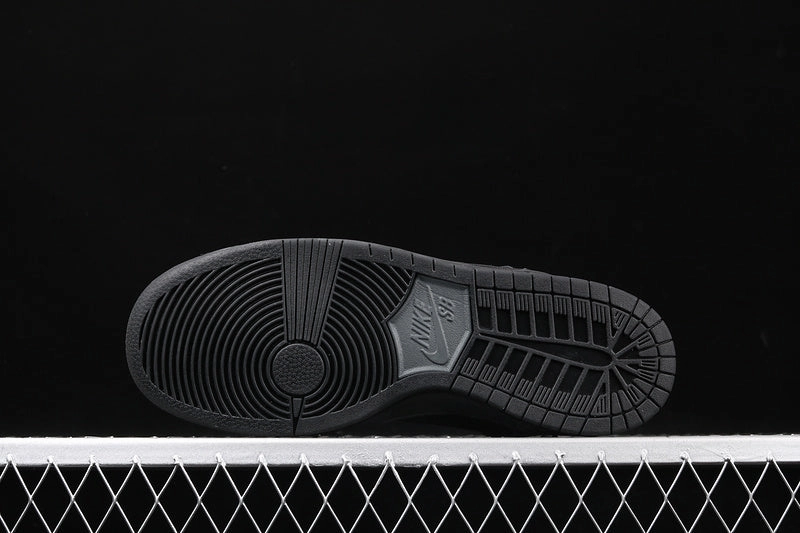 SB Dunk High Pro BOTA Black Black-Anthracite Zero Noise Layered Look