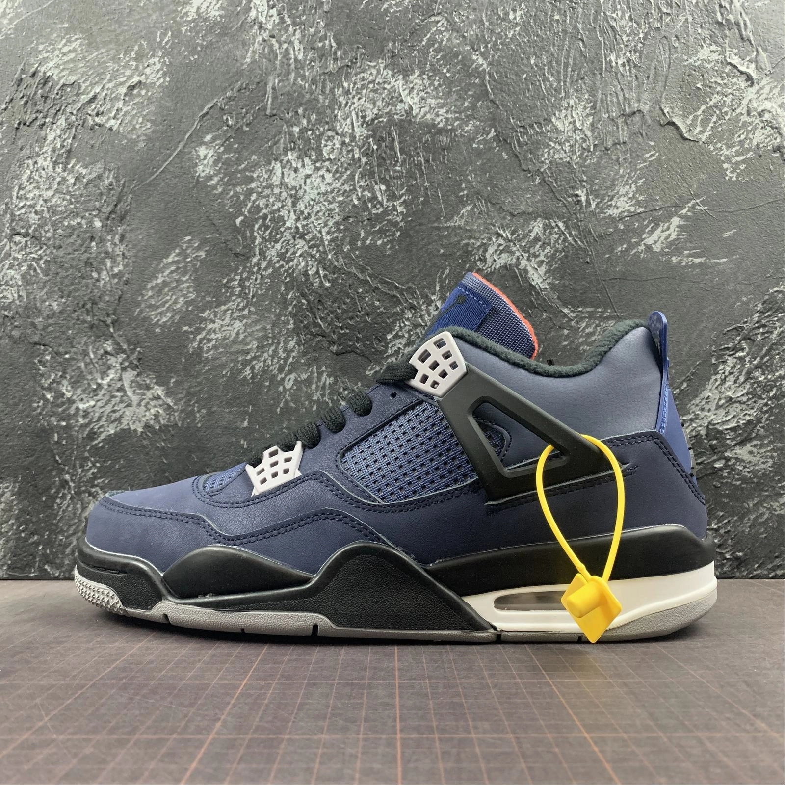 Air Jordan 4 WNTR Loyal Blue AmMidnight Blue CQ9597-401 Hyper Durable Rubber Compound