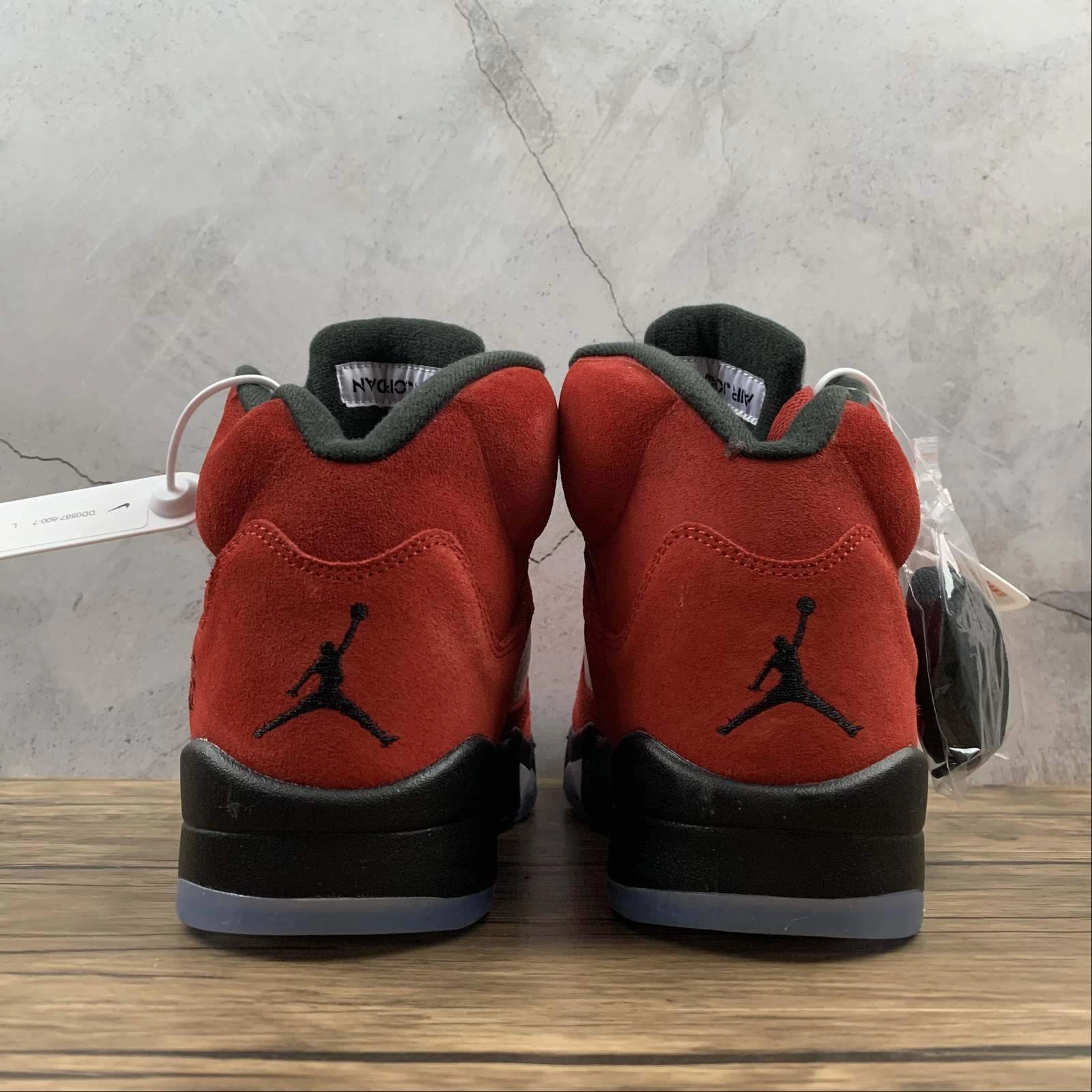 Air Jordan 5 Retro Racing Bull DD0587-600 Flexible Design
