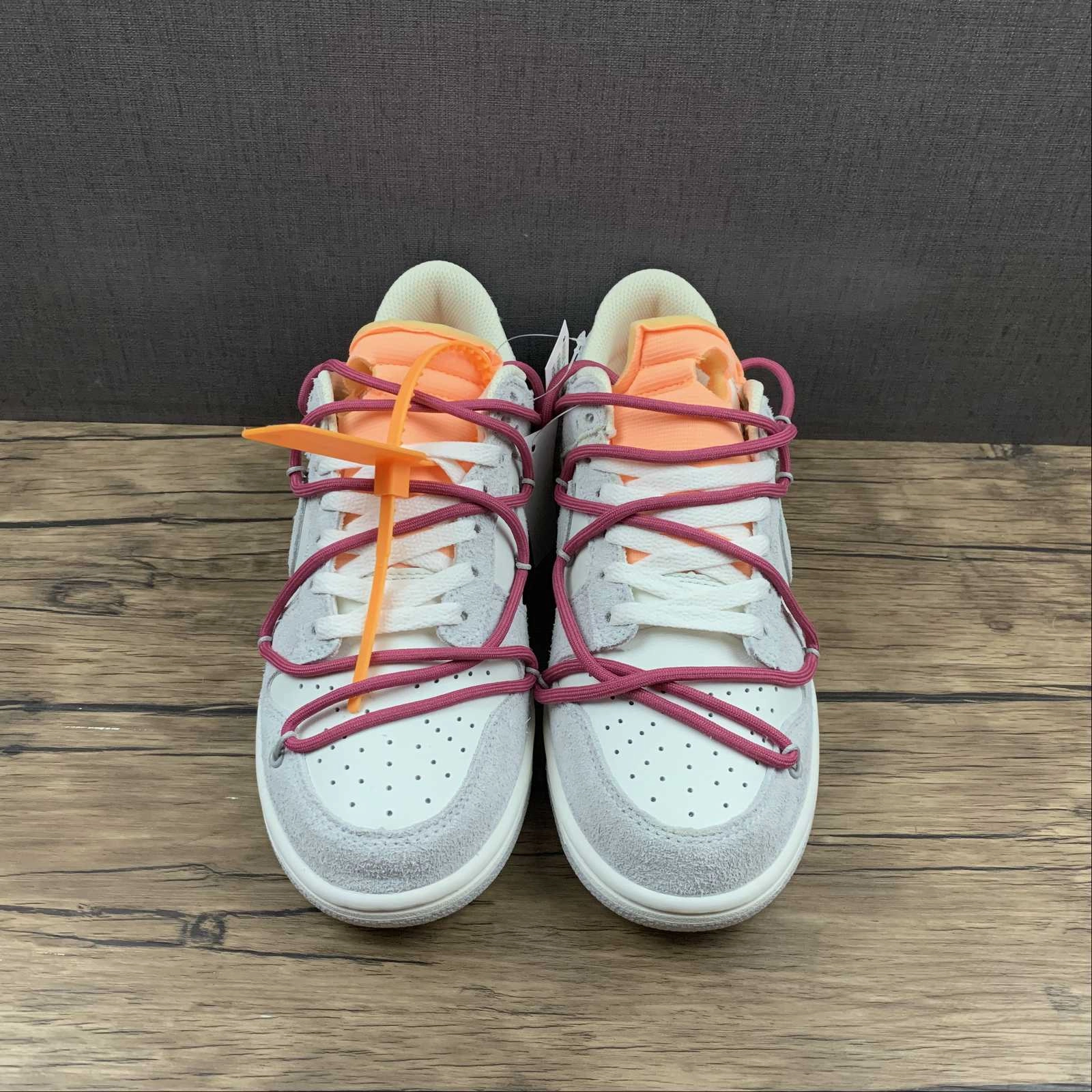 Flexible Steps Support Ready Dunk Low X Off-White 'Lote 35 de 50' DJ0950 114