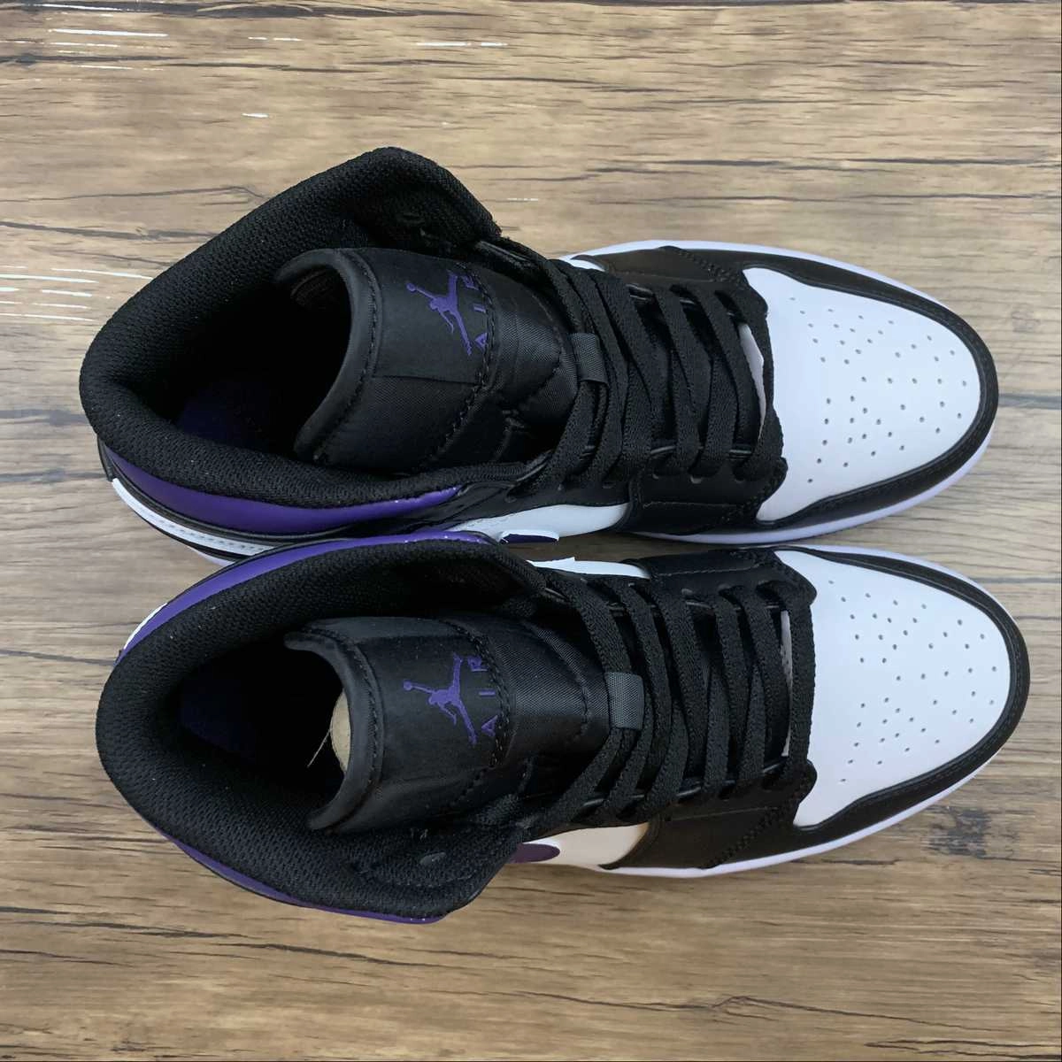 Carbon Fiber Inlay Run Friendly Air Jordan 1 Mid Black White Purple