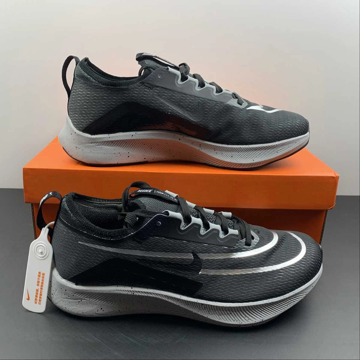 Even Pressure Zoom Fly 4 Dk Smoke Grey Metallic Silver CT2392-002