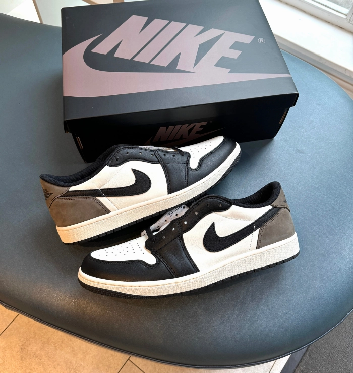 Flexible Cushioning Daily Moves Air Jordan 1 Retro Low OG Mocha