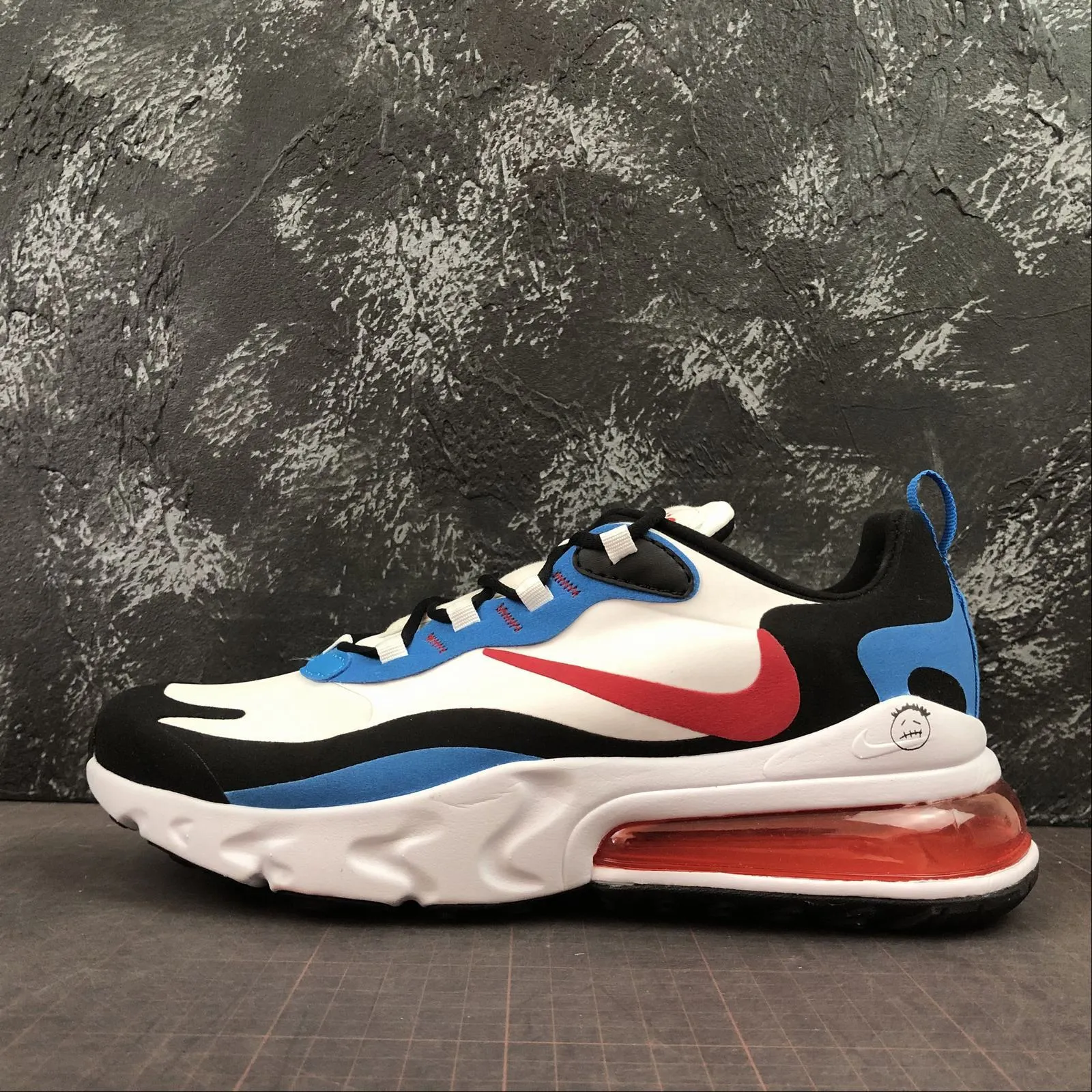 military - style shoes Air Max 270 React Black Royal Blue Red AT6174-008