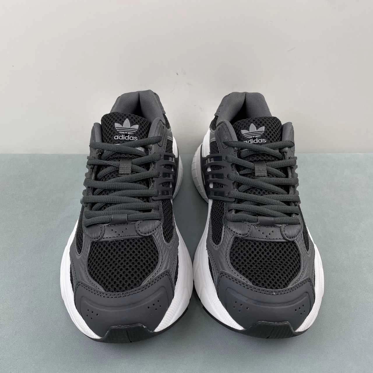 Adidas Adistar XLG Black White IH4849 Versatile Grip