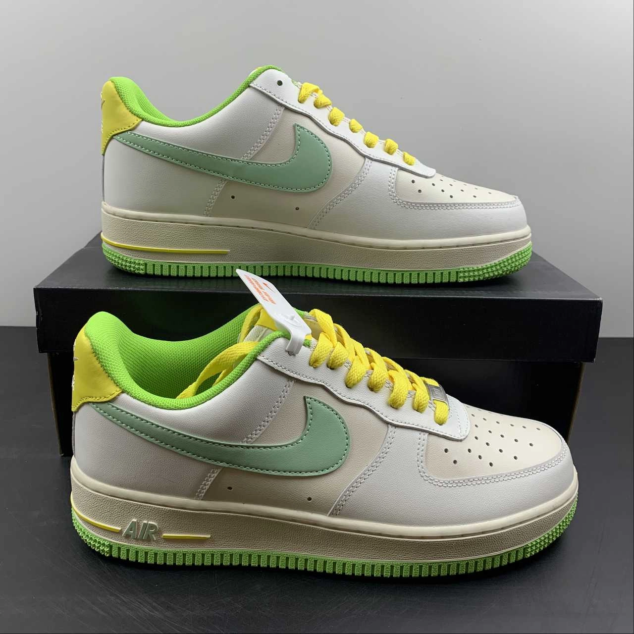 Sea Breeze Stylish Appearance Air Force 1 07 LV8 2 White Green CW3388-201
