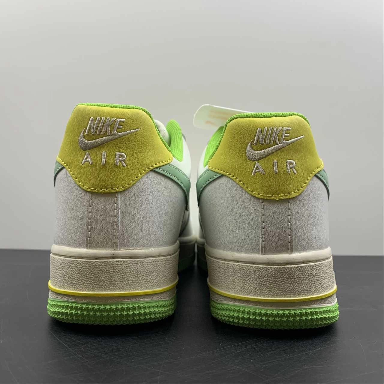 Break Time PU material Air Force 1 07 LV8 2 White Green CW3388-201