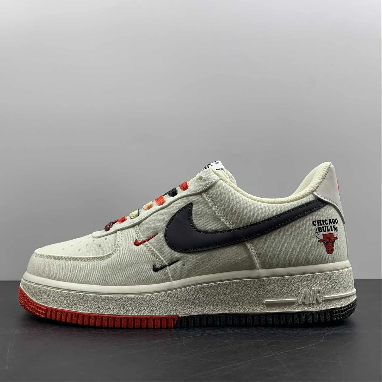 Wide fit Durable Construction Air Force 1 07 Low Beige Dark Grey Red Chicago NA2022-006