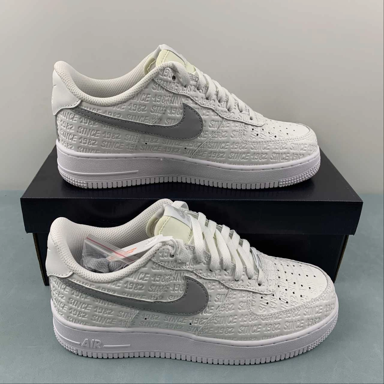 Walk Comfortably Air Force 1 07 Low Since 1982 Summit White Wolf Grey-White FJ4823-100