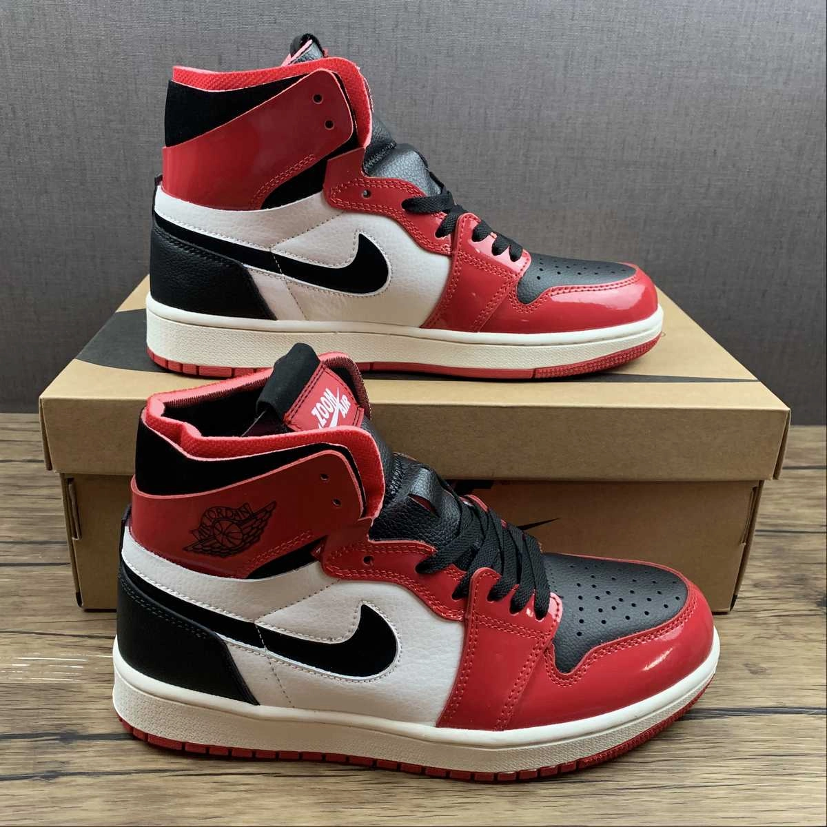 Air Jordan 1 High Zoom Comfort Chicago White Black Gym Red CT0979-610 Gym Equipment Torsional Stability Plate
