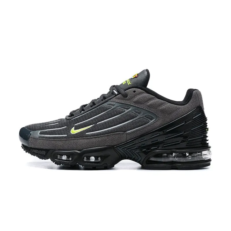 casual joggers running in the evening shoes Air Max Plus 3 Black Volt FQ2387-001