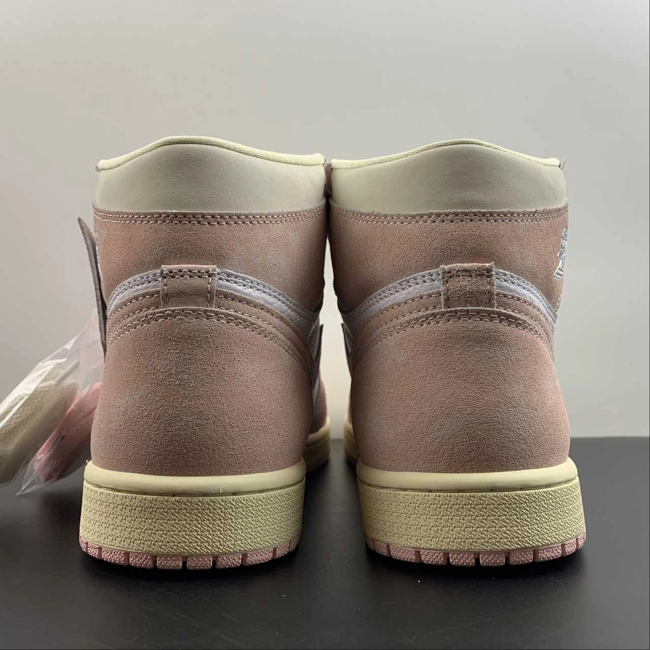 Ultra-soft sole Recycled Polyester Blend Air Jordan 1 Retro High OG Pink Pink White FD2596-600