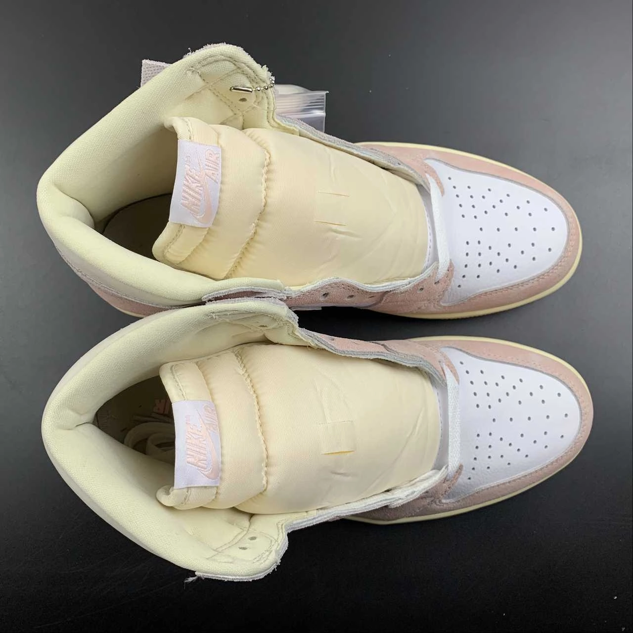 Flexible Rubber Outsole Air Jordan 1 Retro High OG Pink Pink White FD2596-600