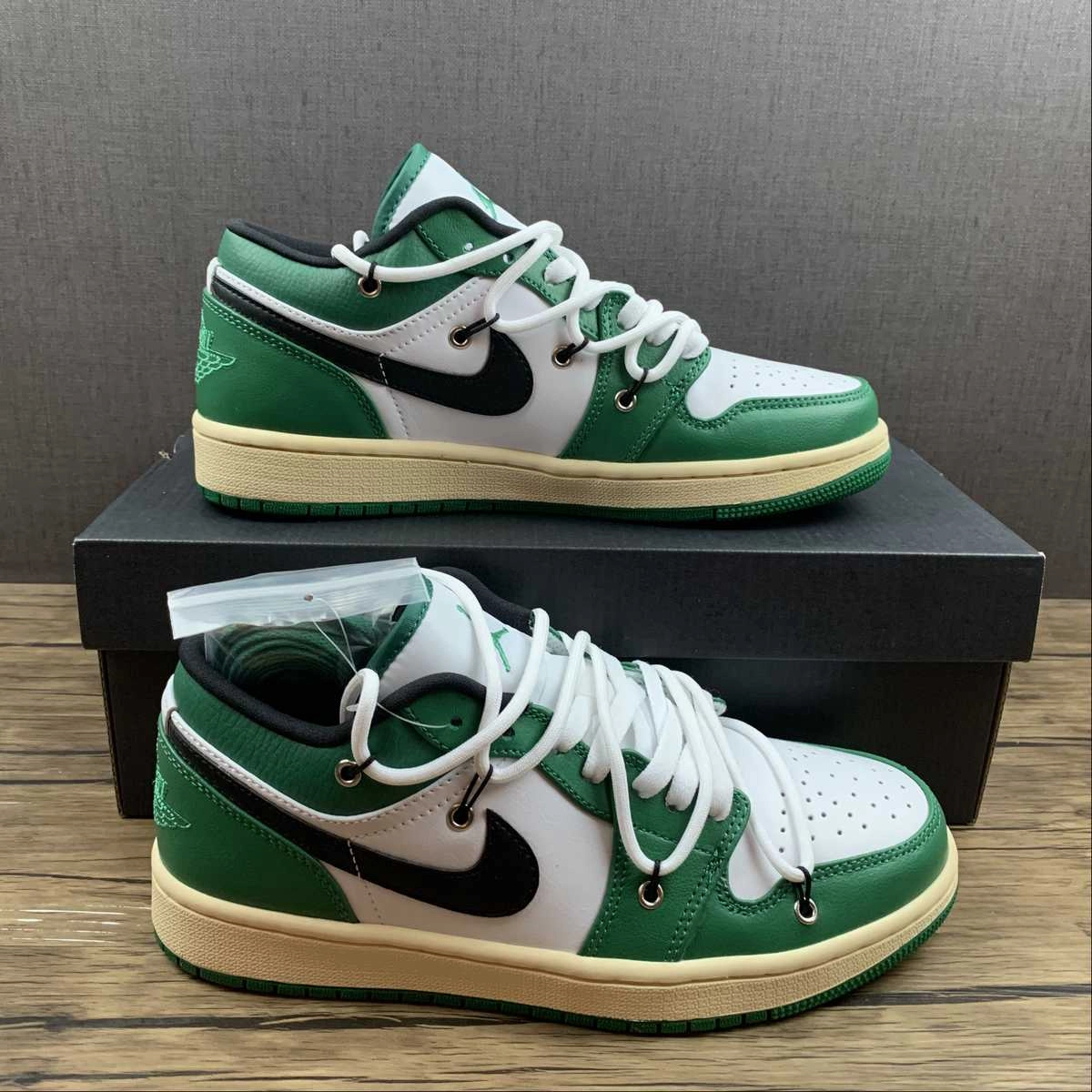 Casual Style Memory Foam Ankle Support Air Jordan 1 Low White Stadium Green-Black 553558-129