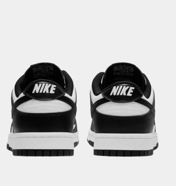 Cushioned look Body Movement Nike Dunk Low Black White Panda