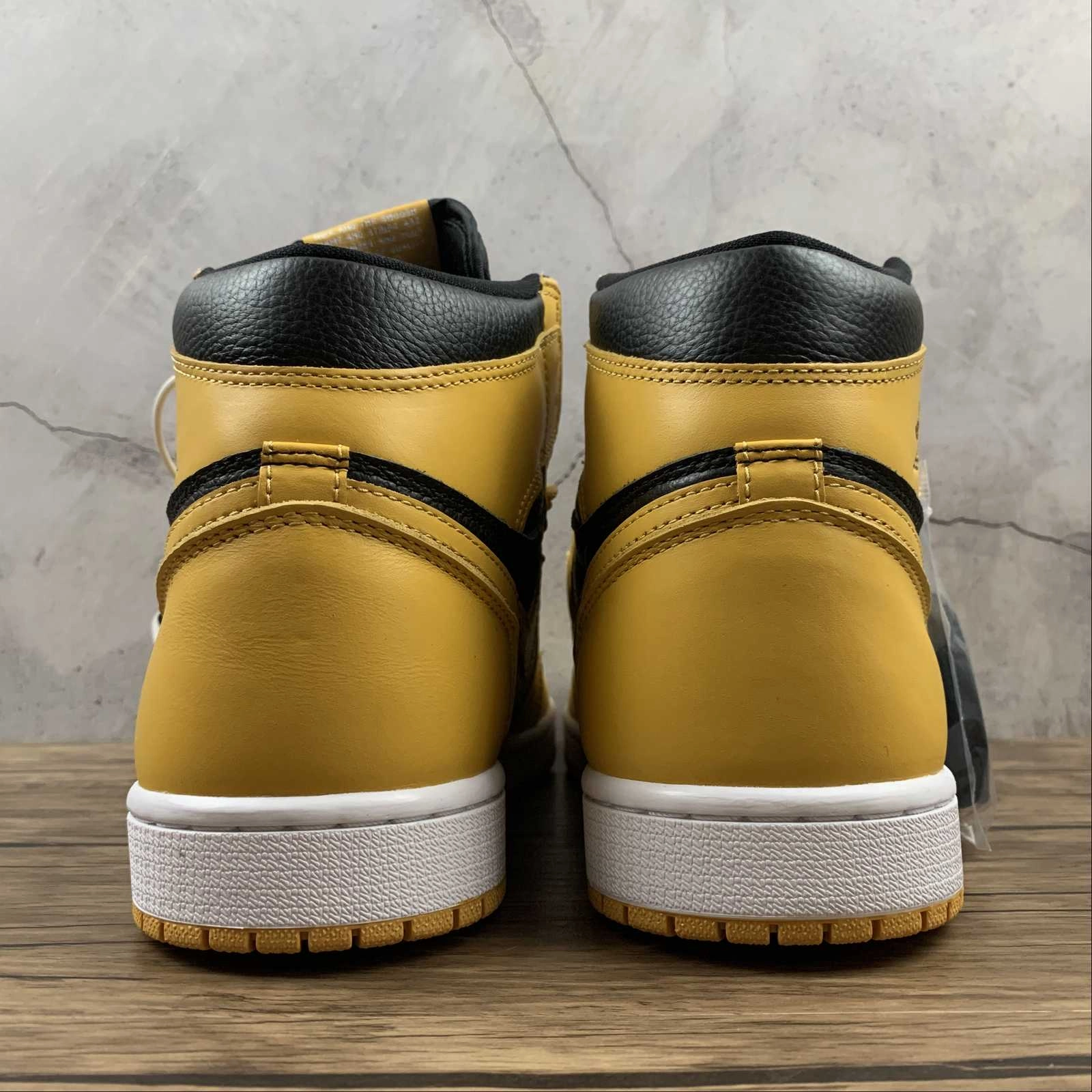 Air Jordan 1 Retro High OG Metallic Gold Black White (2021) 555088-701 Playground Ready SoftInterior