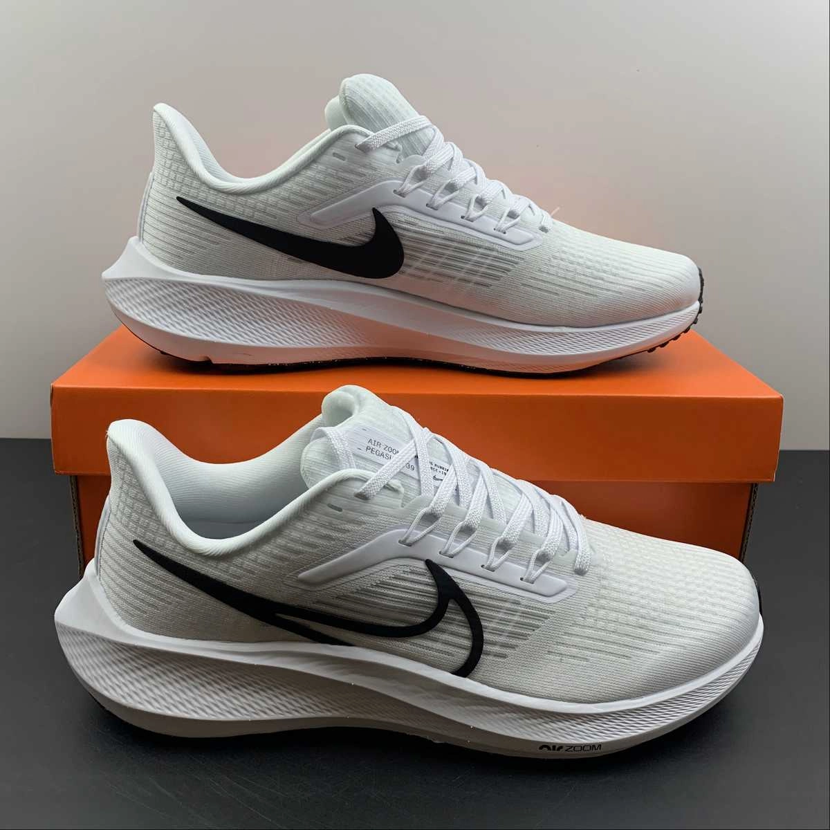 Outsole compound enhances energy feedback with use Air Zoom Pegasus 39 Black White Fog Grey Particulate Grey DQ7824-100