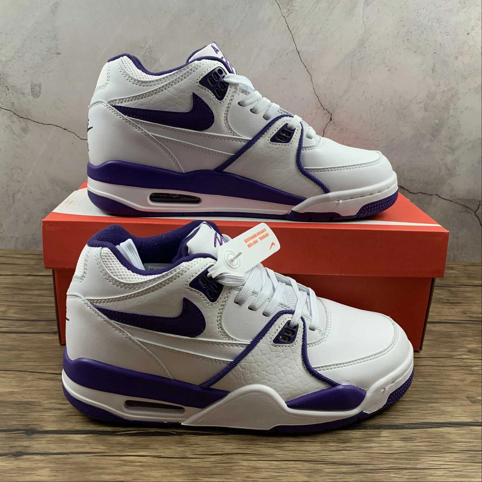 Easy On And Off Air Flight 89 White Court Purple CN0050-101