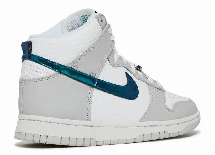 Micro Grip Tread Pattern Nike Dunk High FLS (W)