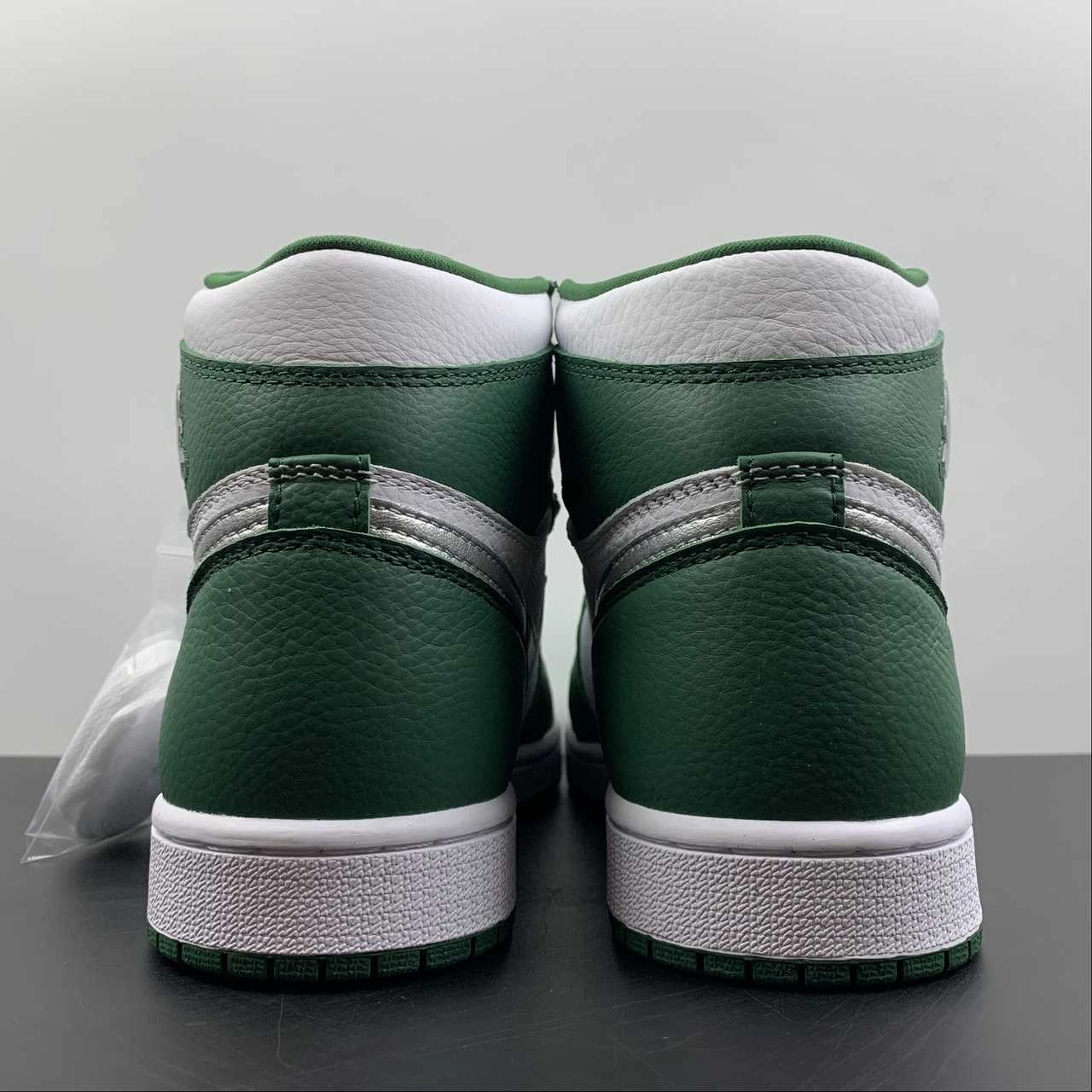 Air Jordan 1 Retro High OG Gorge Green Metallic Silver-White (2022) DZ5485-303 Balance Motion Fashion Appeal