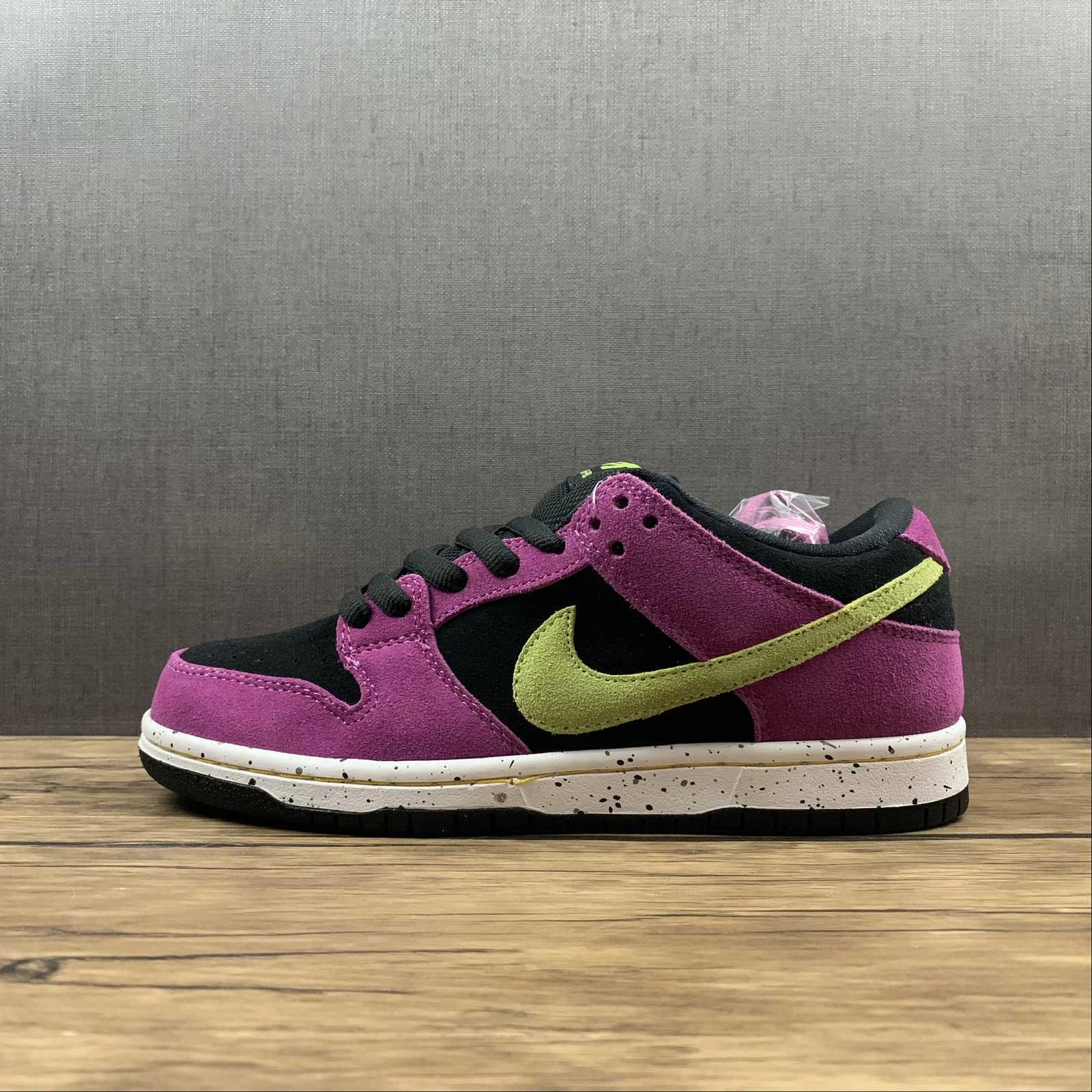 Comfortable Wear SB Dunk Low Pro ACG Terra Red Plum Black Taxi Citron BQ6817-501