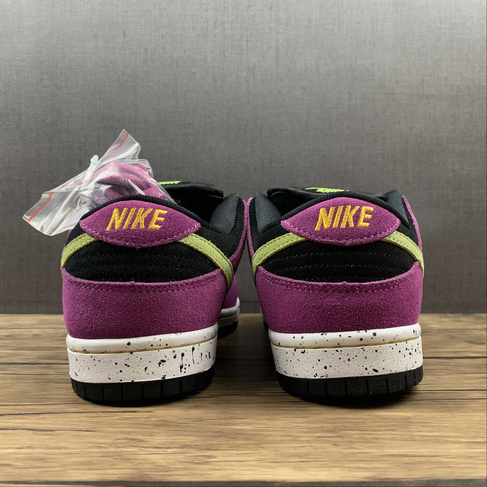 SB Dunk Low Pro ACG Terra Red Plum Black Taxi Citron BQ6817-501 Anti Slip Feature