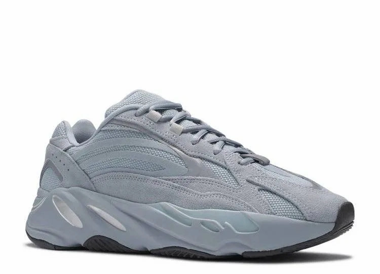 Yeezy 700 V2 Hospital Blue High Energy Return Clean Fit