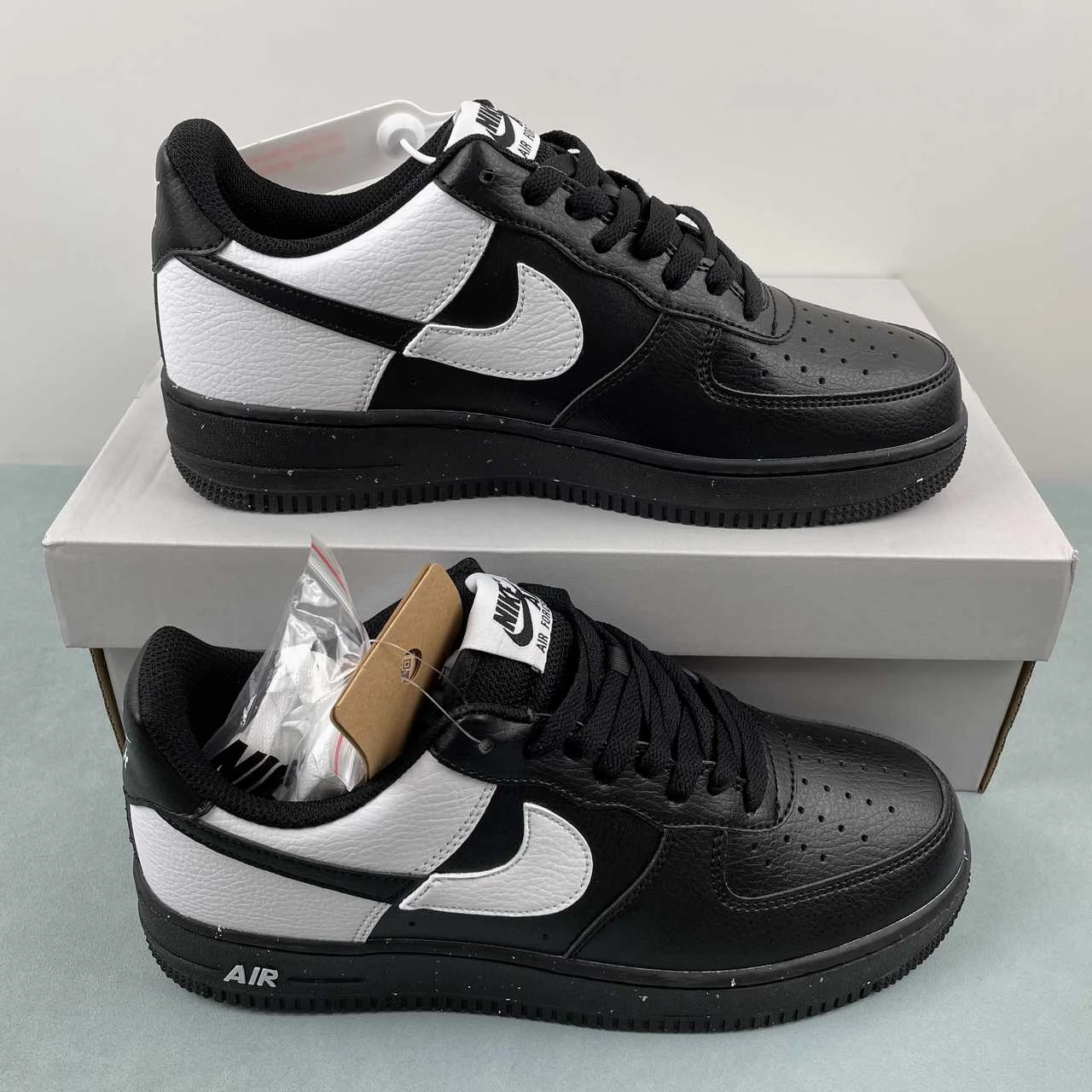 Travel Snap Air Force 1 07 Low Black White HF9096-001