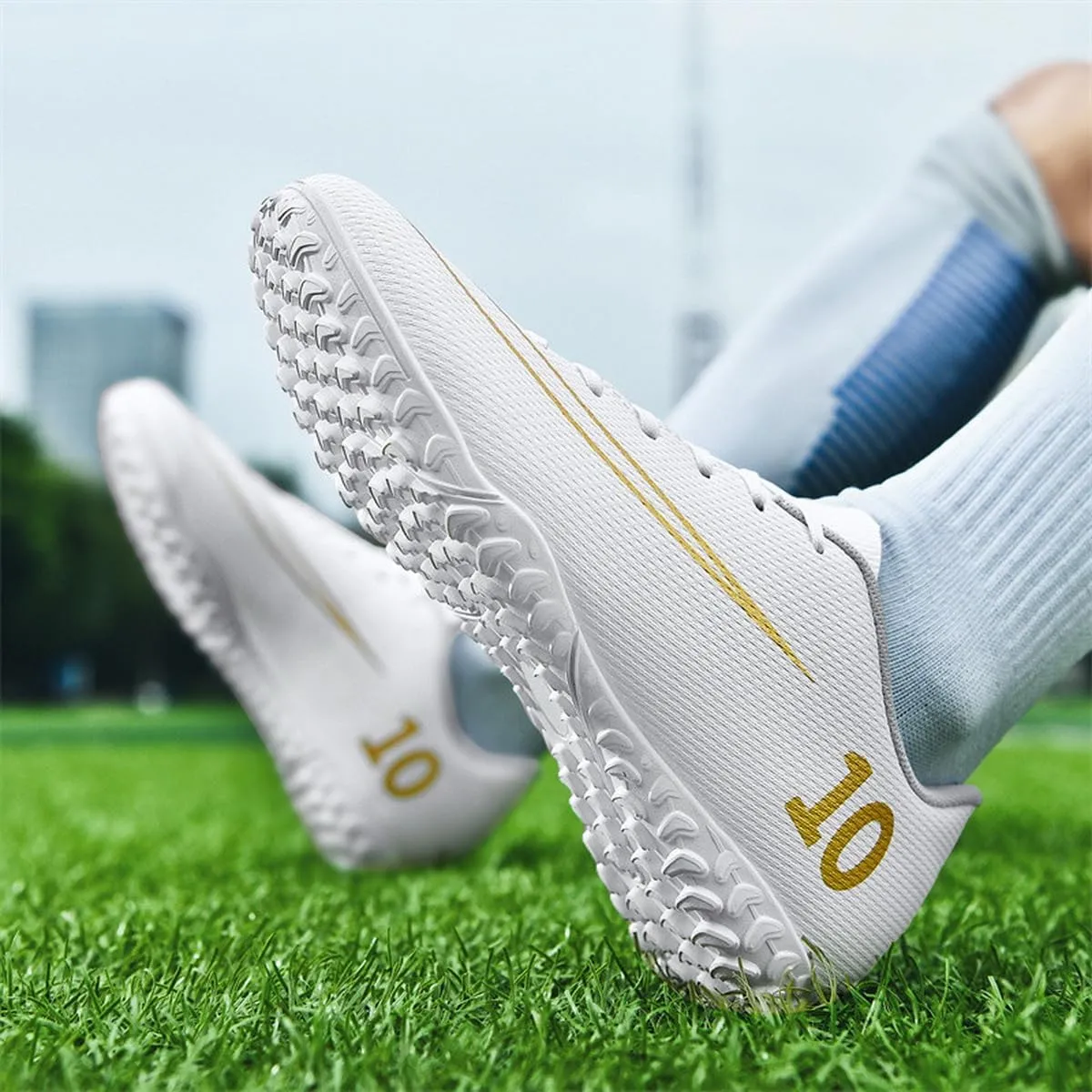 DHOVOR Soccer Cleats Men's Football Shoes Youth Lightweight Football Cleats Anti Slip Athletics Football Trainers Indoor Outdoor Soccer Shoes Men