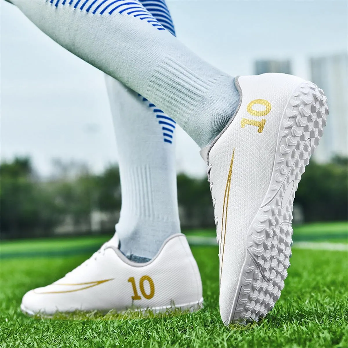 DHOVOR Soccer Cleats Men's Football Shoes Youth Lightweight Football Cleats Anti Slip Athletics Football Trainers Indoor Outdoor Soccer Shoes Men
