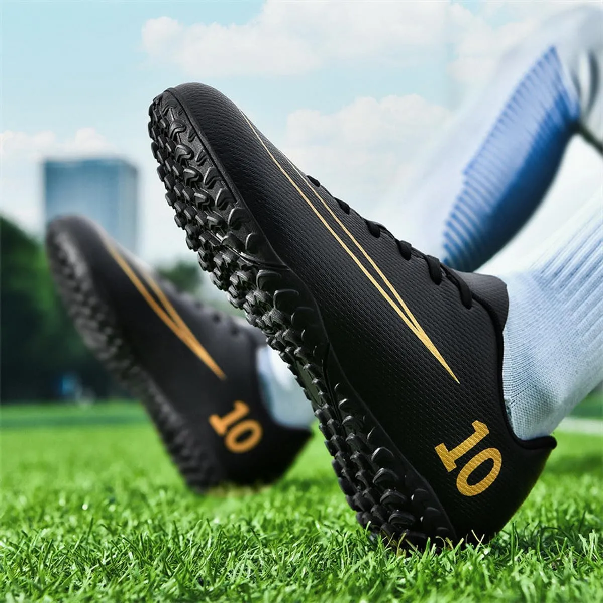 DHOVOR Soccer Cleats Men's Football Shoes Youth Lightweight Football Cleats Anti Slip Athletics Football Trainers Indoor Outdoor Soccer Shoes Men