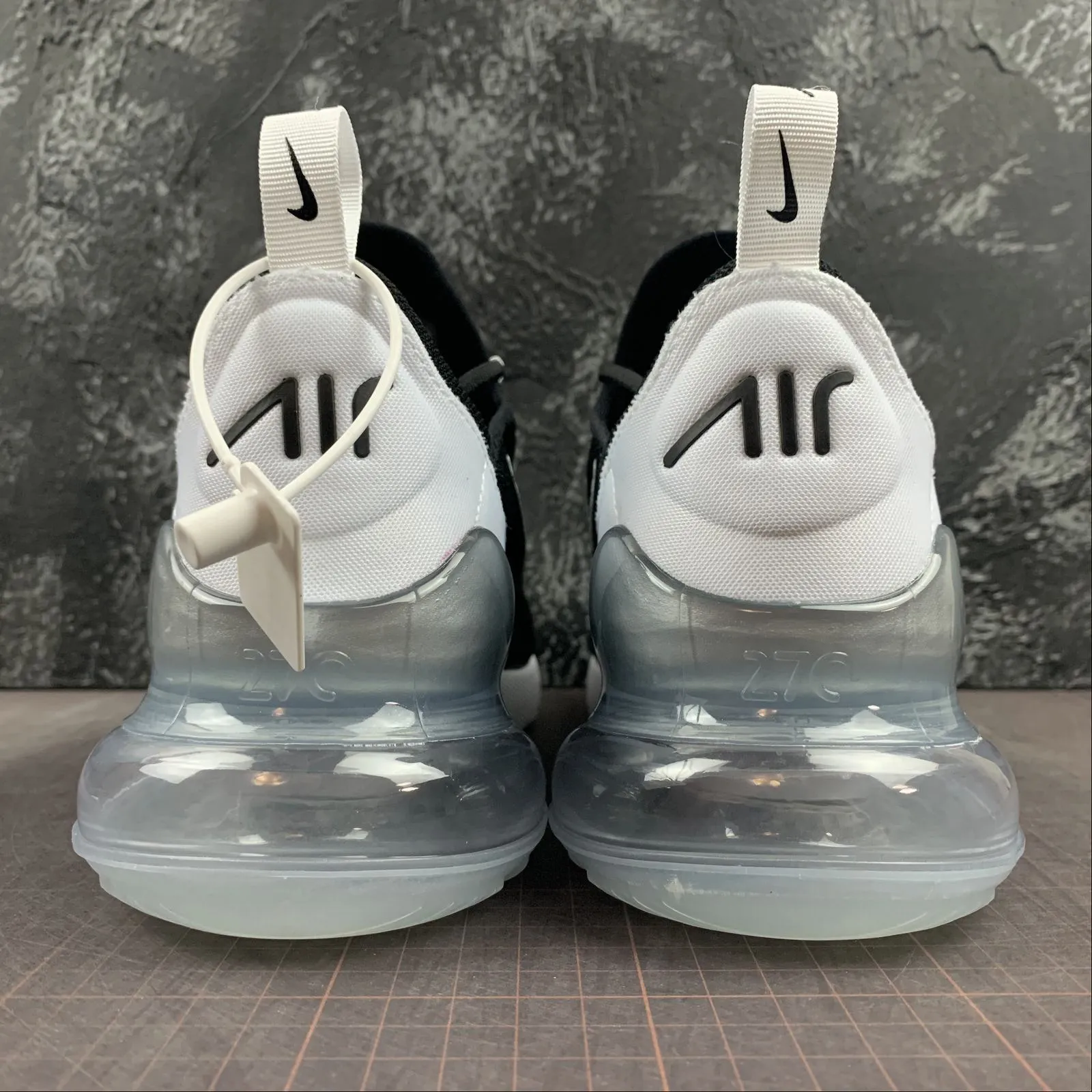 padded - straps Air Max 270 Black White Pure Platinum AH6789-013