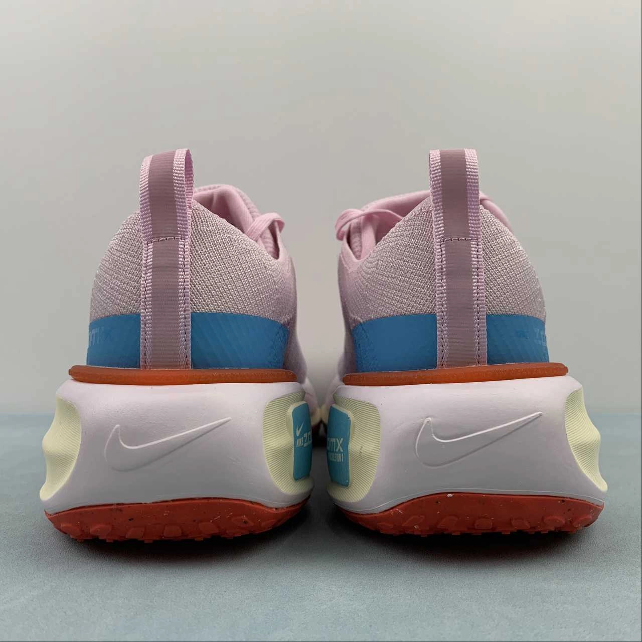 Hiking Grip ZoomX Invincible Run FK 3 Pink Foam Racer Blue Bright Crimson DR2660-600