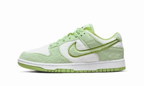 Low Top Nike Dunk Low SE Fleece Green (W)