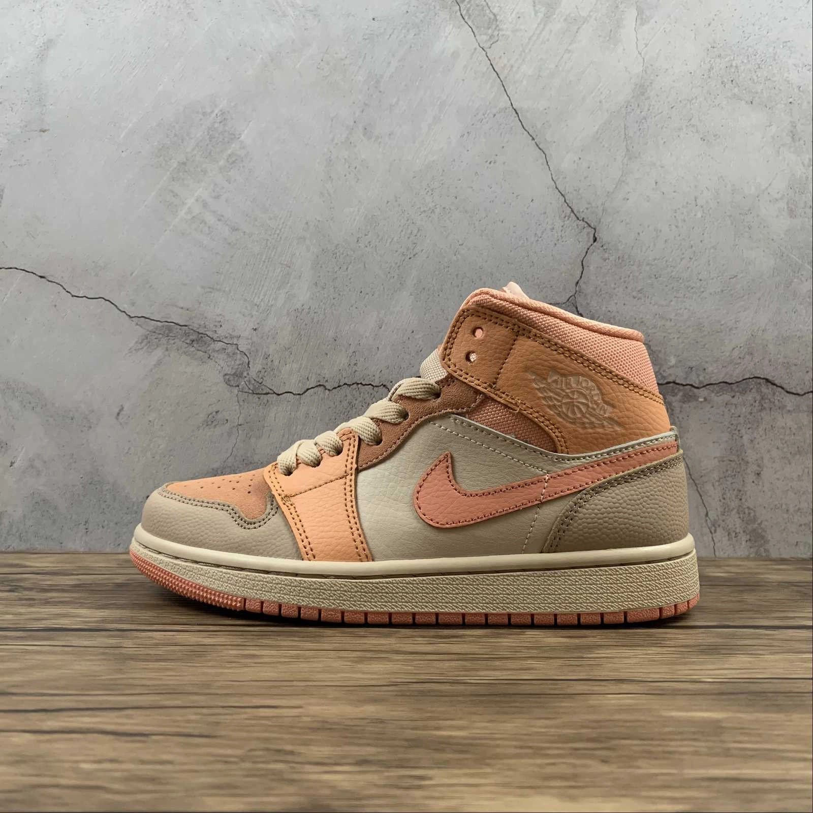 Air Jordan 1 Mid Atomic Orange Apricot Agate (2021) DH4270-800 Zip Up Style