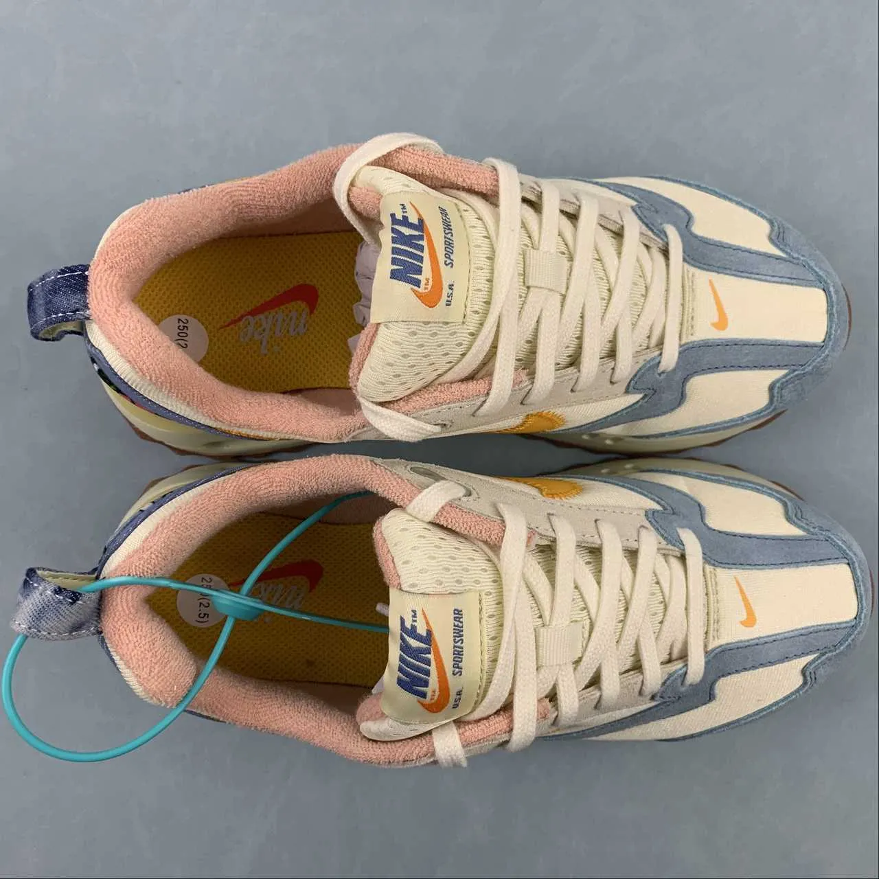 rubber sole shoes Air Max Dawn Coconut Milk University Gold DV1488-172