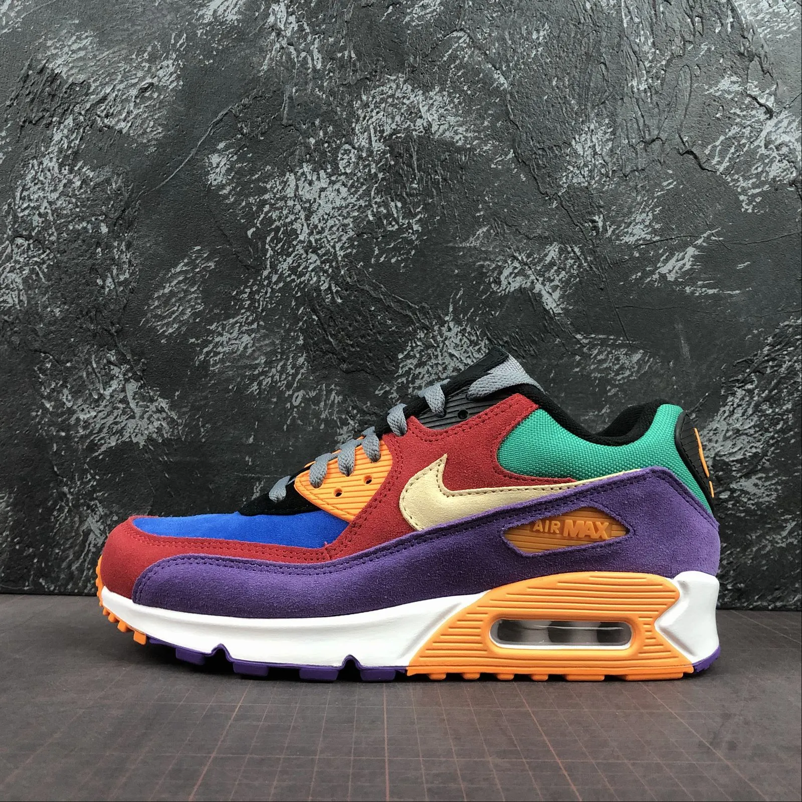 Air Max 90 Viotech OG University Red Pale Vanilla Hyper Grape CD0917-600 triathlon - running shoes