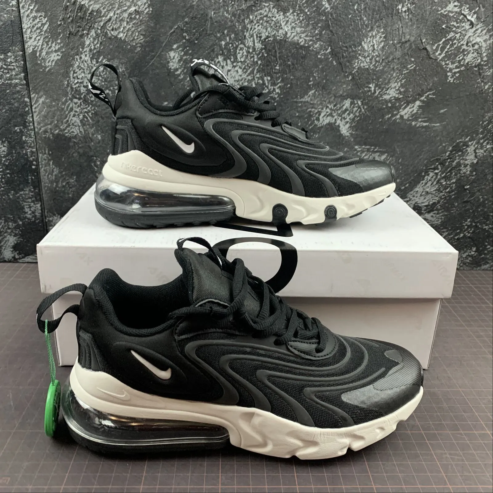 all - purpose use shoes Propulsion Technology Air Max 270 React W Black White CD6870-406