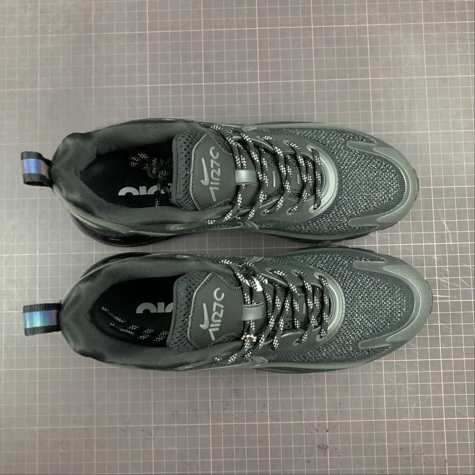 runners Air Max 270V2 Black Tech All Black AO4971-101