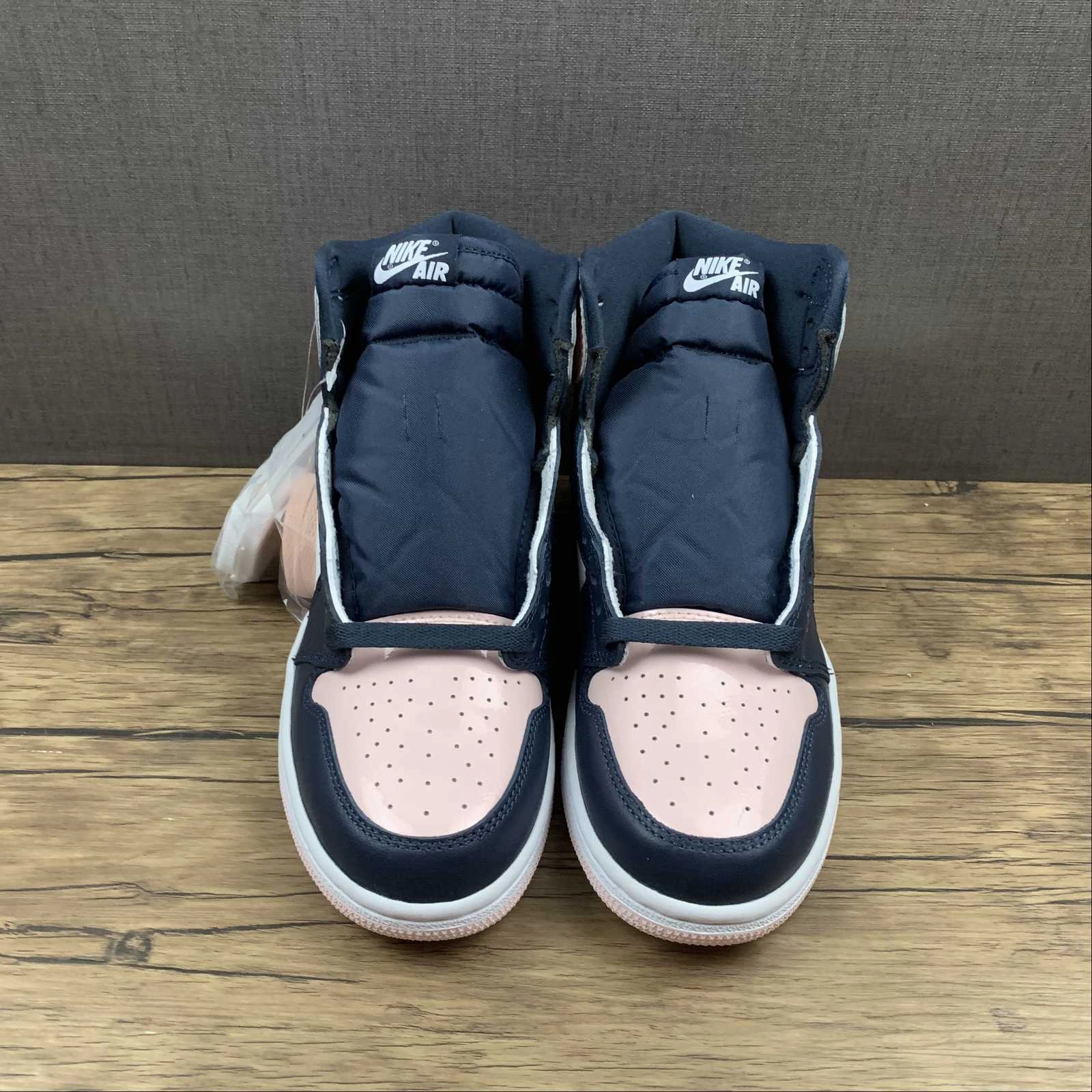 Air Jordan 1 Retro High OG SE Atmosphere Pink White Black (2021) DD9335-641 Smooth Wear Ergonomic Toe Box