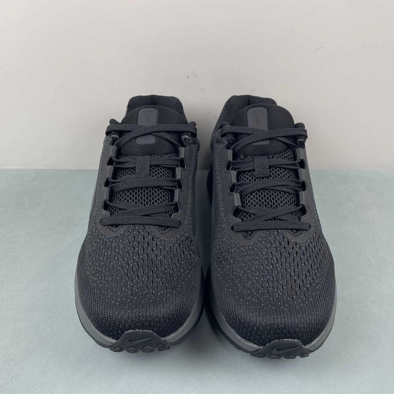 Lifestyle Move Air Winflo 11 Triple Black FJ9509-002