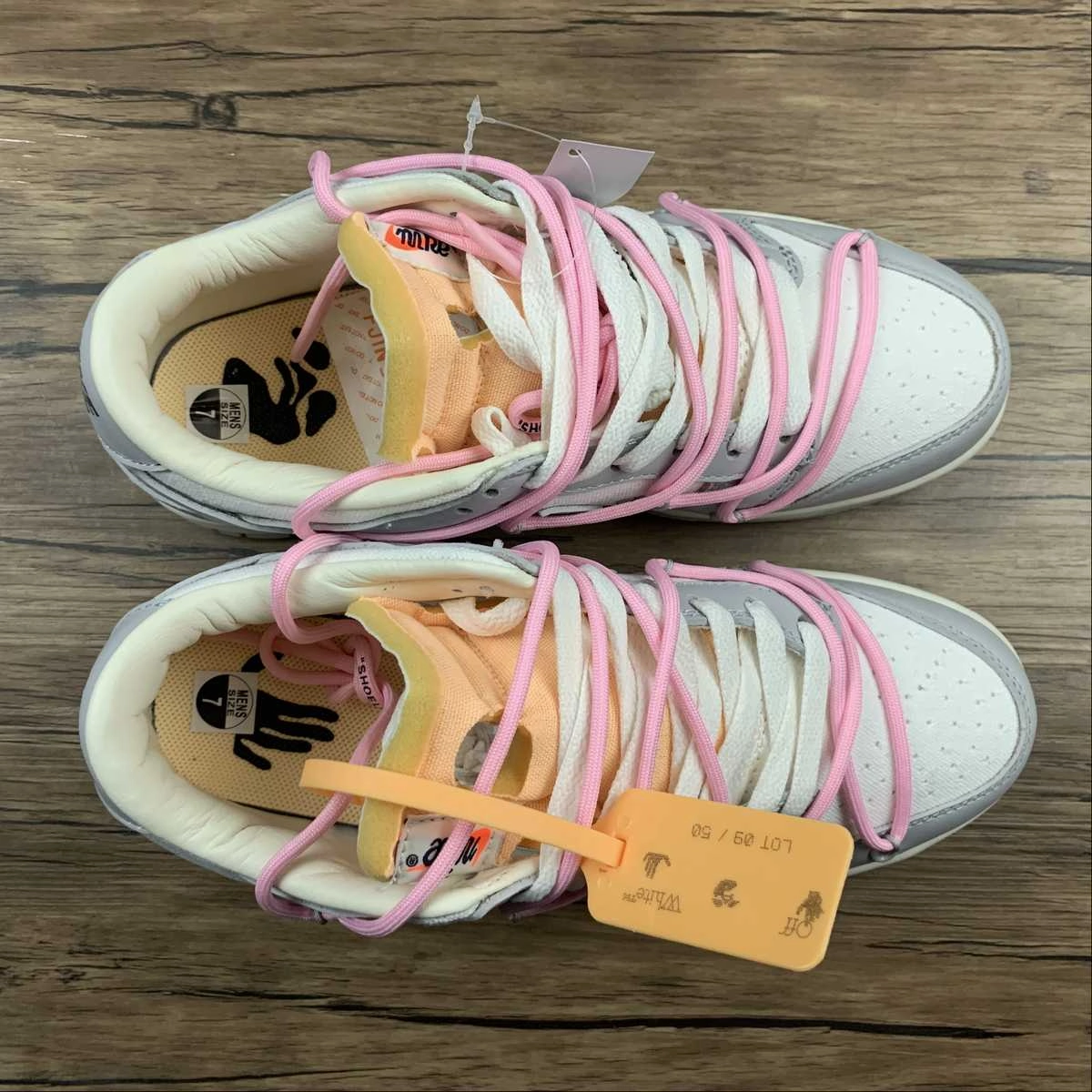 Rolling Motion Design Fashionable Look Dunk Low X Off-White 'Lote 09 de 50' DM1602-109