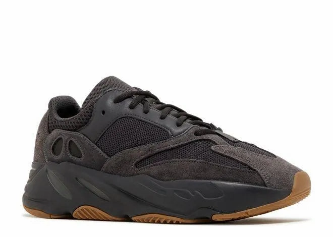 Yeezy 700 Utility Black Athletic Apparel Shock Absorption Midsole