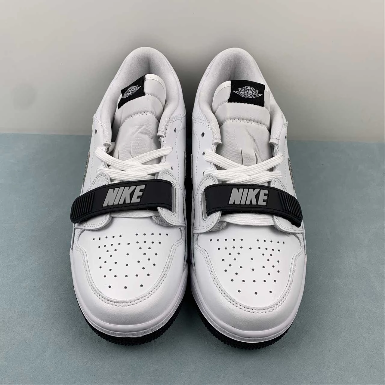 Air Jordan Legacy 312 Low Tech Gray Fire Red Black Summit White CD7069-110 Fast Break Traction Comfort Control