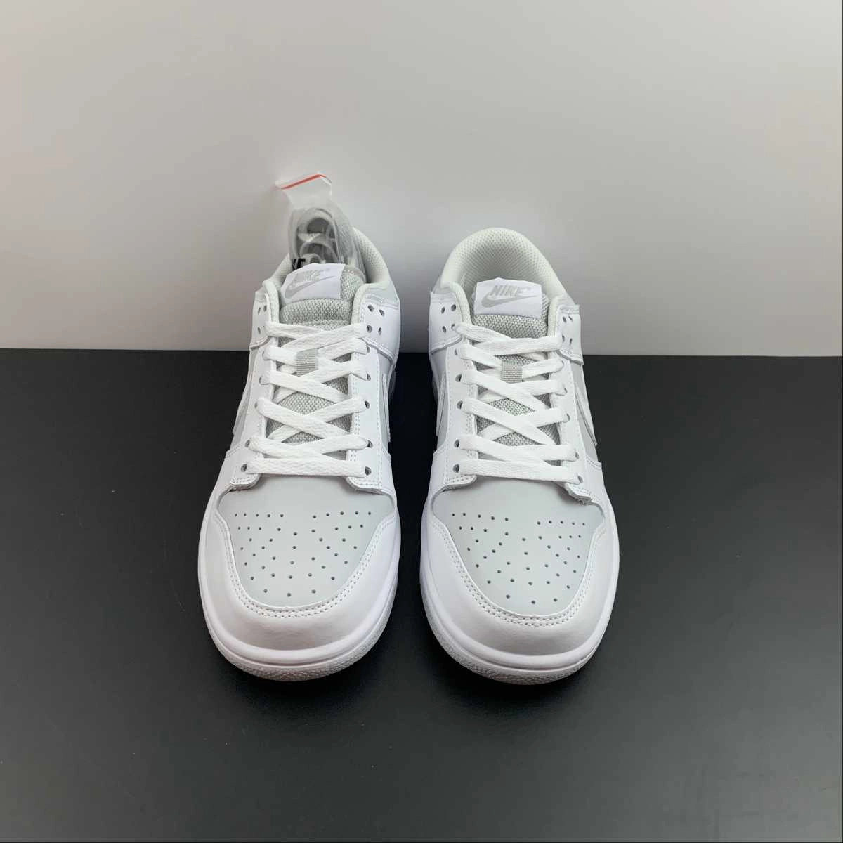 Moisture wicking Breathable Airflow Channels SB Dunk Low Retro Cool Grey White 309431-115