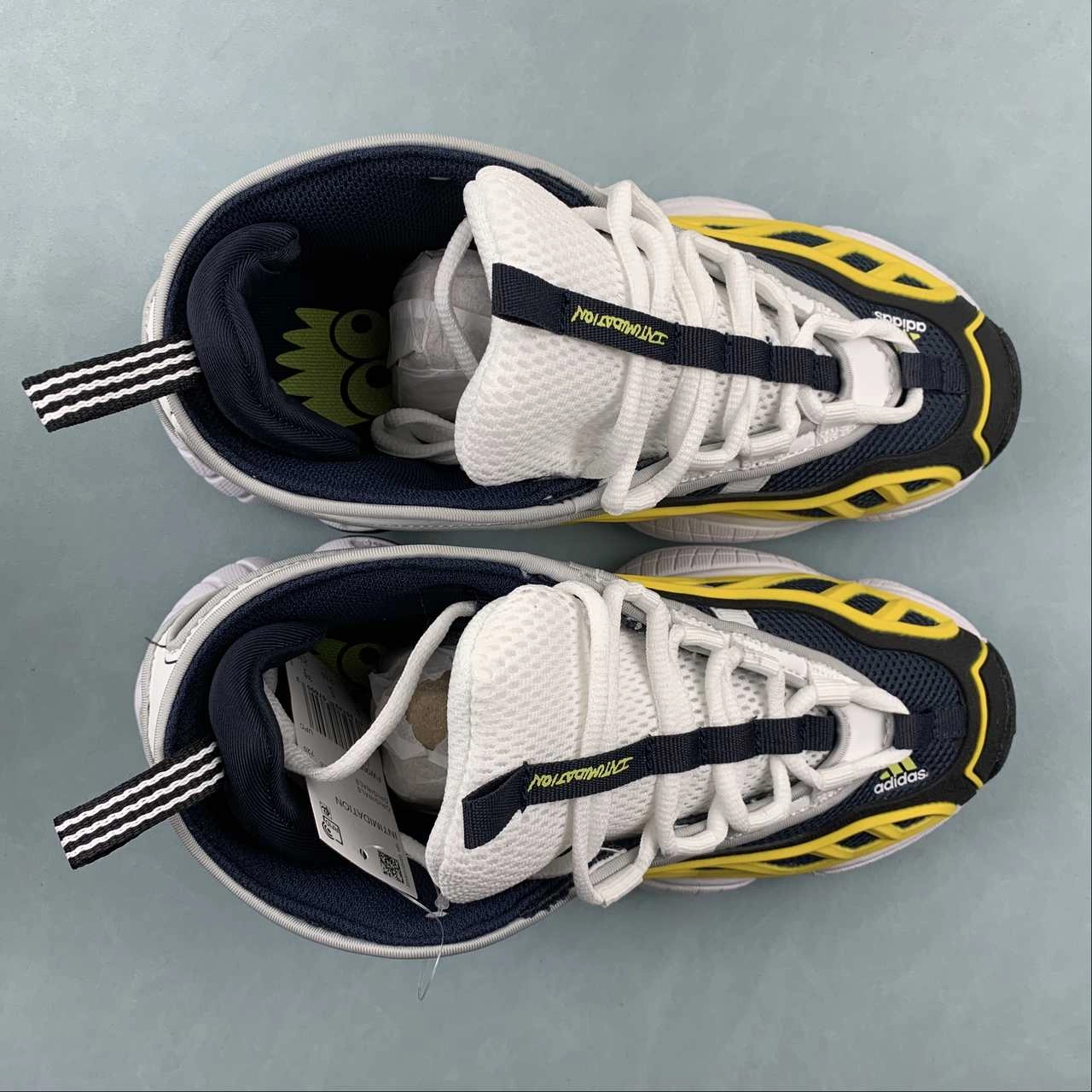 Vintage shoes Dry running Adidas Yeezy 500 Intimidation Collegiate Navy Wonder Glow White FW0658