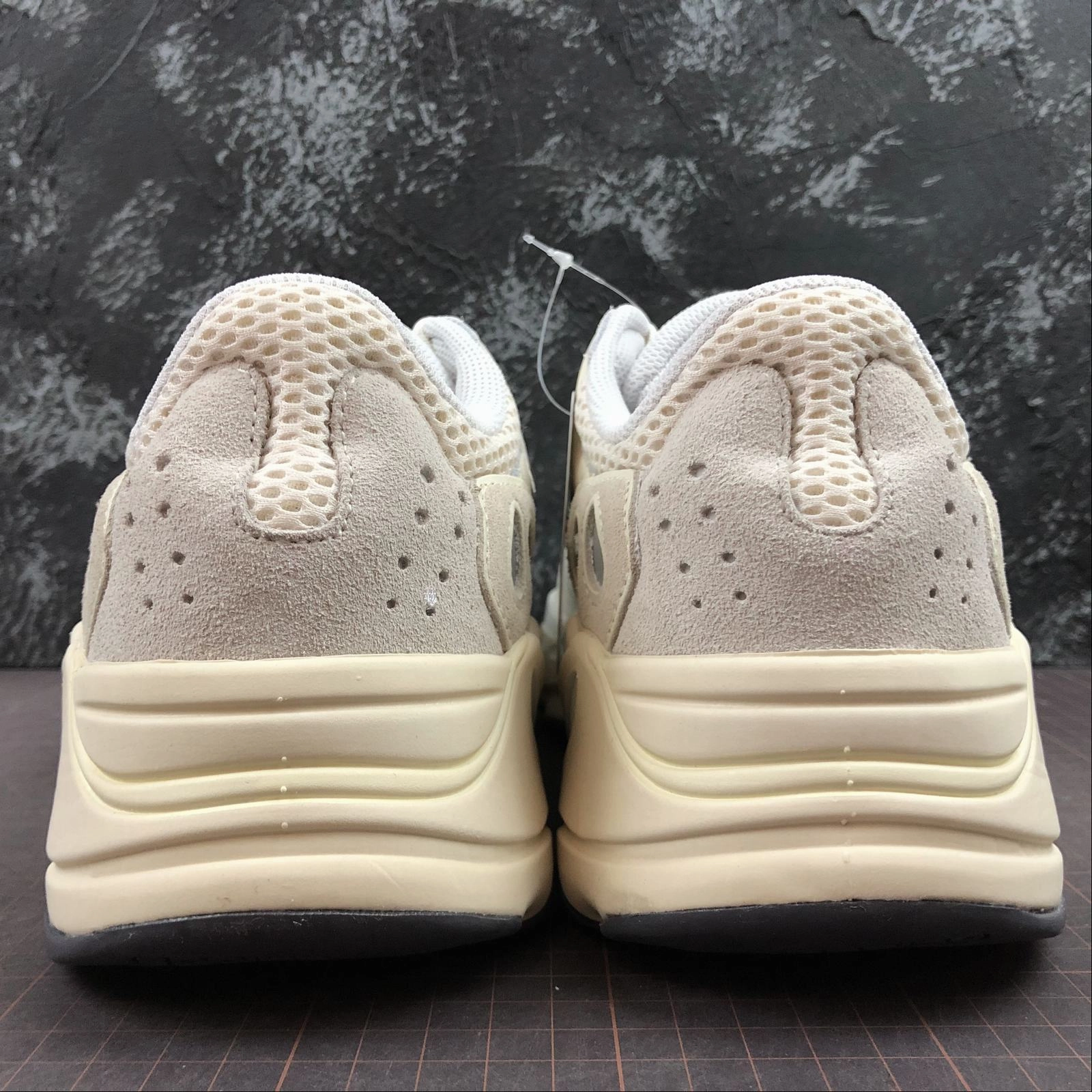 long - term use shoe durability training versatility Adidas Yeezy Boost 700 Analog EG7596