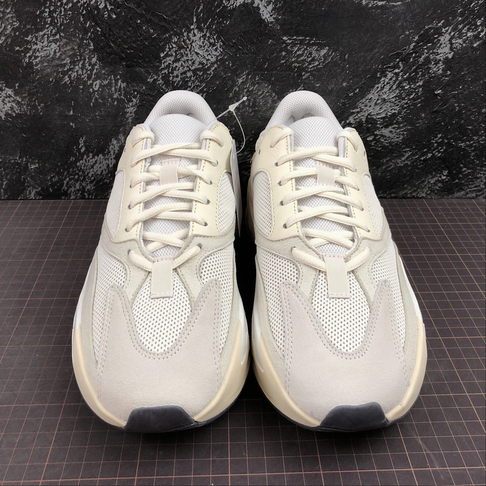 Traditional Adidas Yeezy Boost 700 Analog EG7596