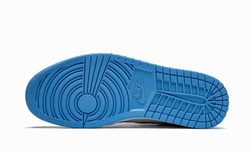 Air Jordan 1 Retro High University Blue Body Movement
