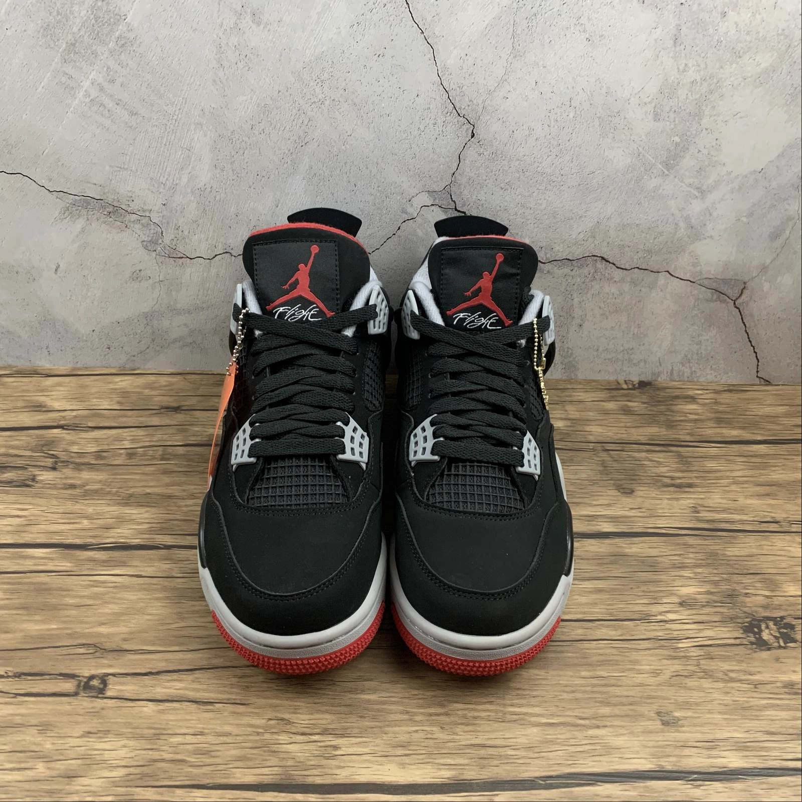 Quick Dry Material Air Jordan 4 Retro OG Bred 2019 Black Cement Grey Summit White Fire 308497-060